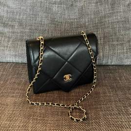 Picture of Chanel Handbags _SKUfw239877995fw